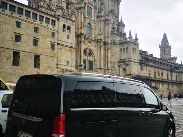 Oporto Airport to Pinhão (Douro) — 2