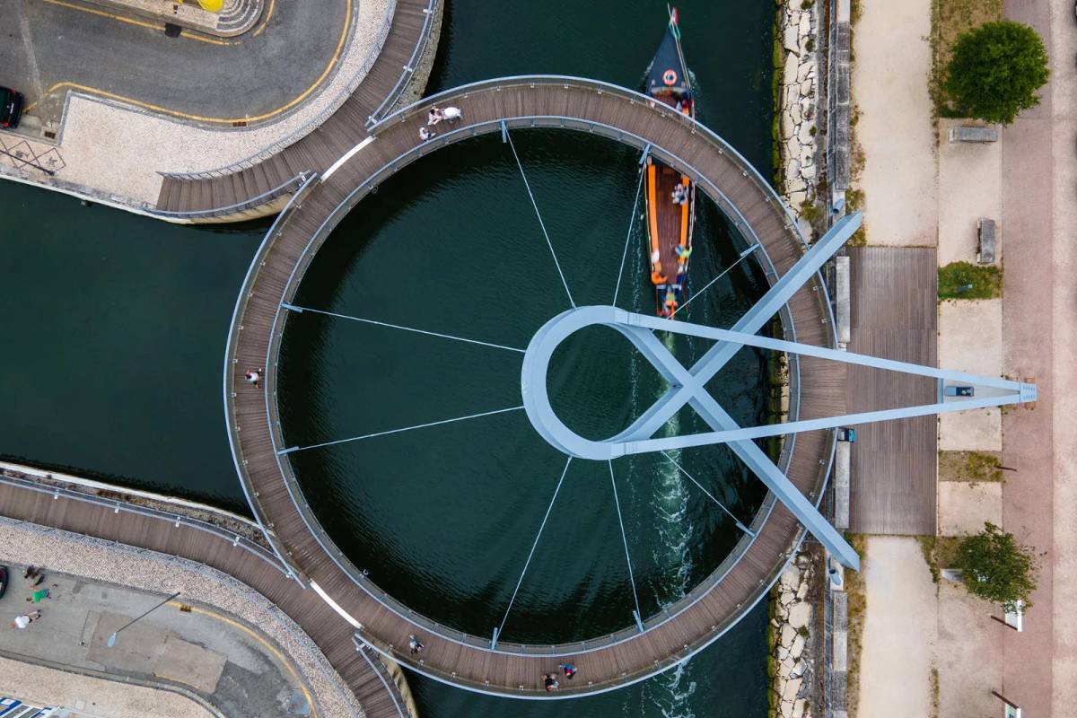 Moliceiro Tours in the Aveiro Lagoon