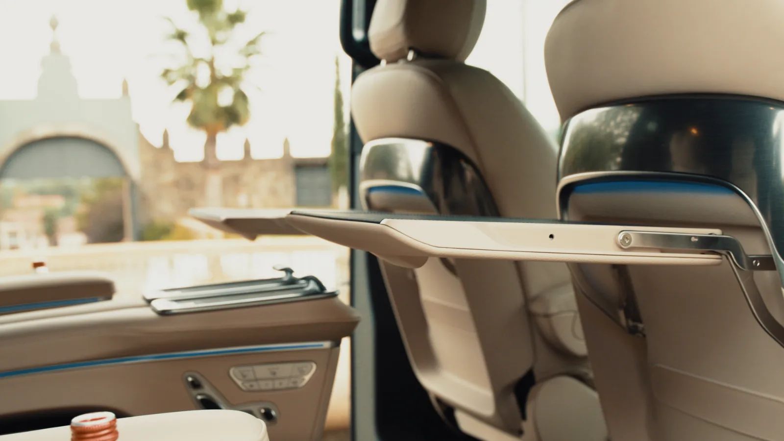 Luxury Private Airport Transfer in Porto — 3