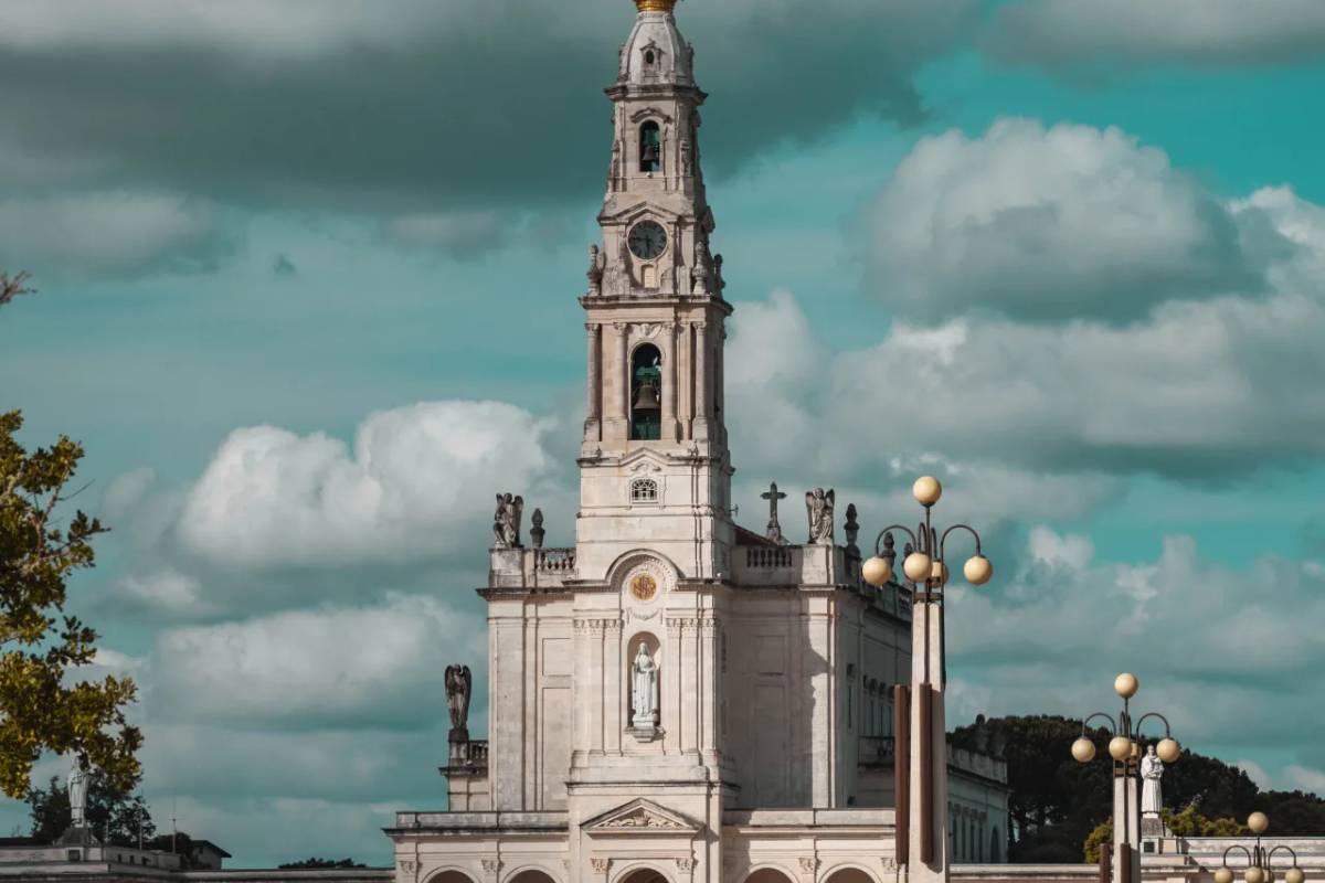Transfer de Lisboa (Hotel/Aeroporto) para Fátima – Santuário de Nossa Senhora de Fátima