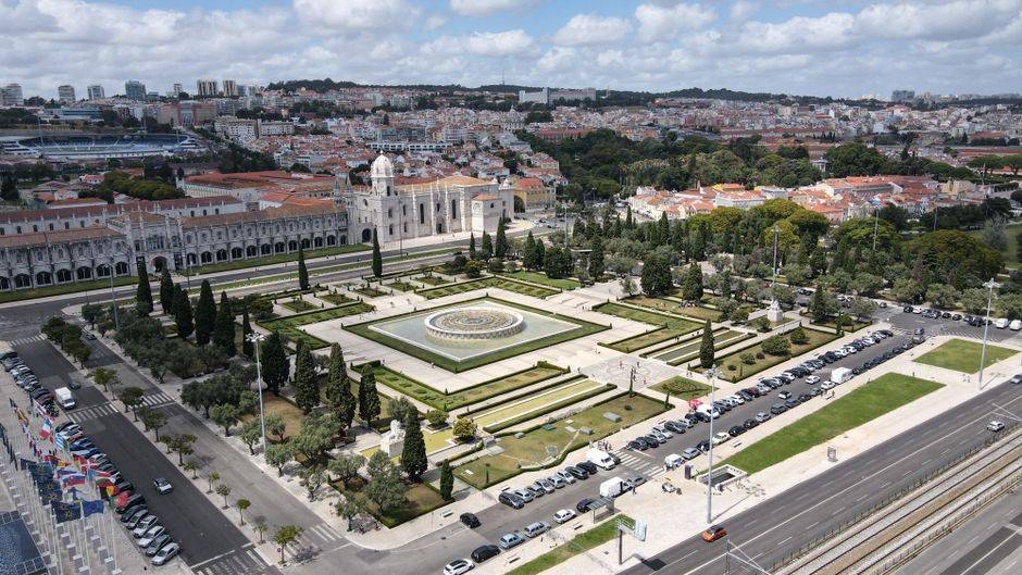 Transfer de Tróia (Hotel/Resort) para Lisboa (Hotel/Aeroporto) – Ponte 25 de Abril