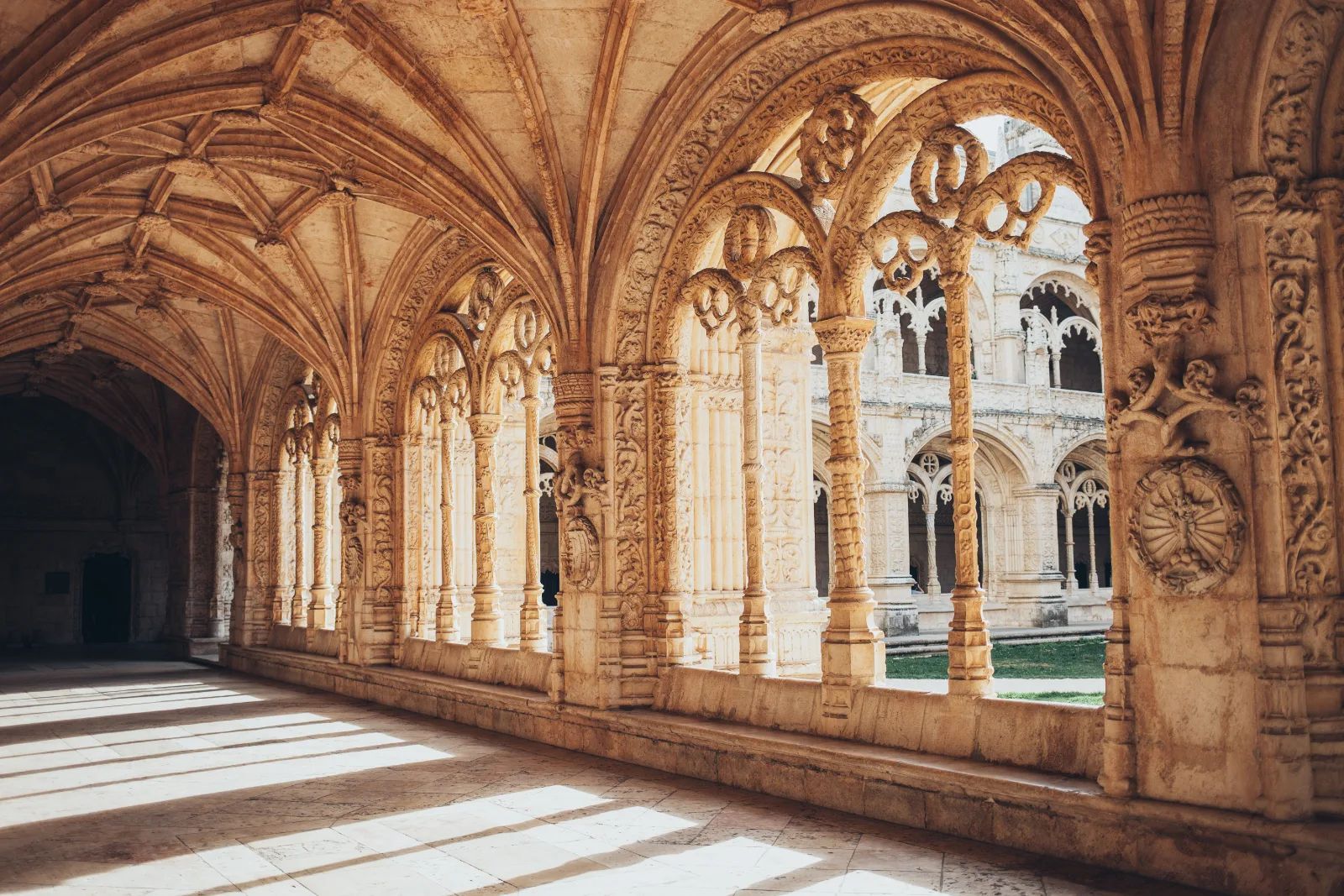 Lisboa de Dia e ao Som do Fado: Monumentos e Miradouros — Privado — 3