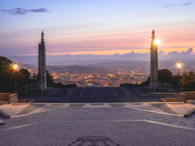 Porto e Braga em Dois Dias: Douro, Tradição e Santuários — Privado — 2