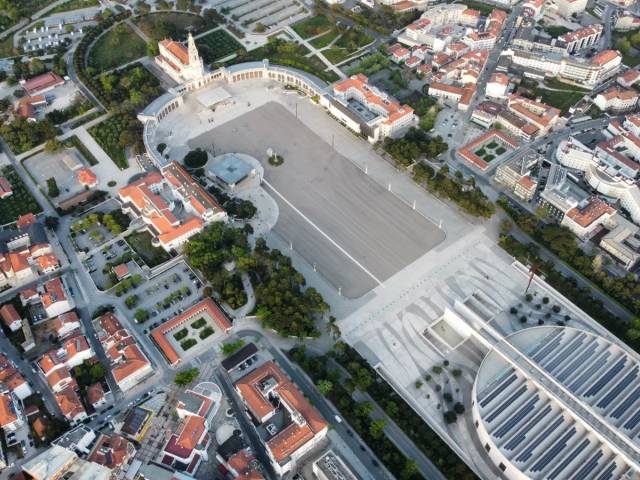 Aveiro e Fátima: Canais da Ria e Santuário — Tour Privado — 2