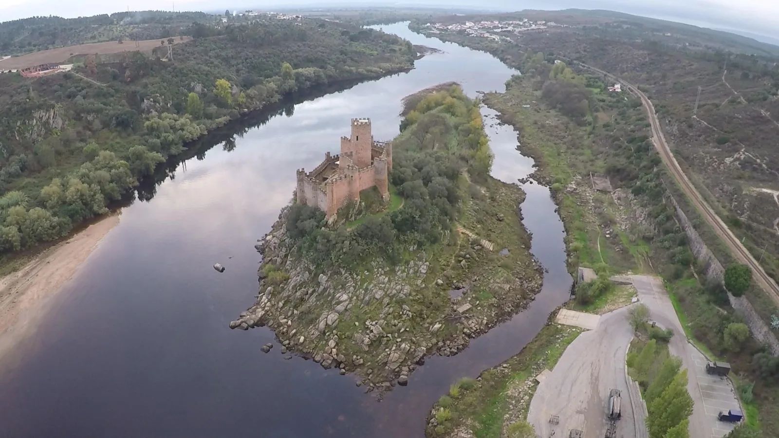 Constância, Almourol e Fátima: Natureza, Castelo e Fé em Privado — 2