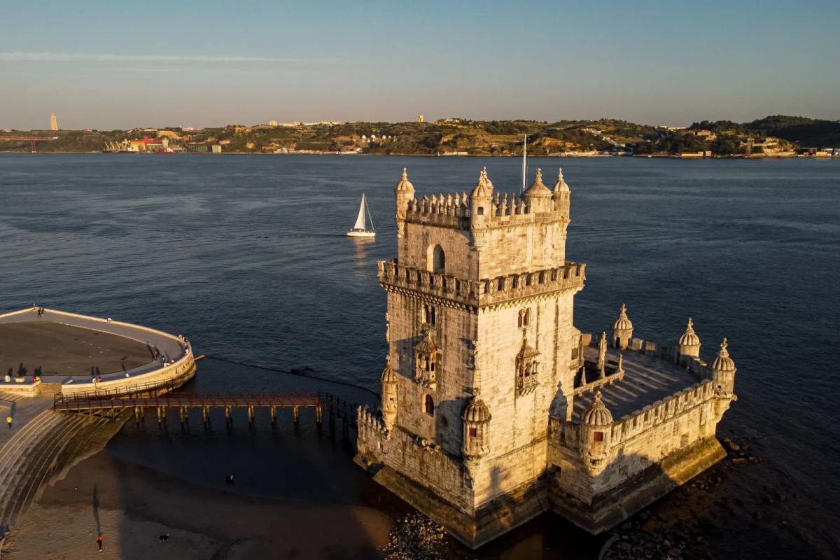 Transfer from Sintra (Hotel/Accommodation) to Lisbon (Hotel/Airport) – Belém Tower