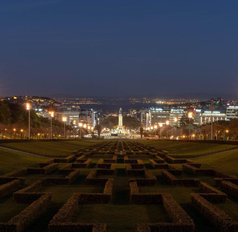 Nacht in Lissabon mit Fahrer — 4 Stunden