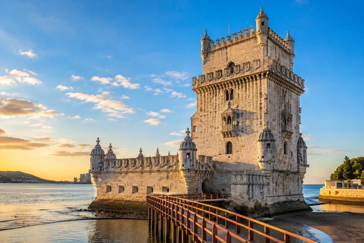 Tour privado de luxo pelos principais pontos de Lisboa com guia