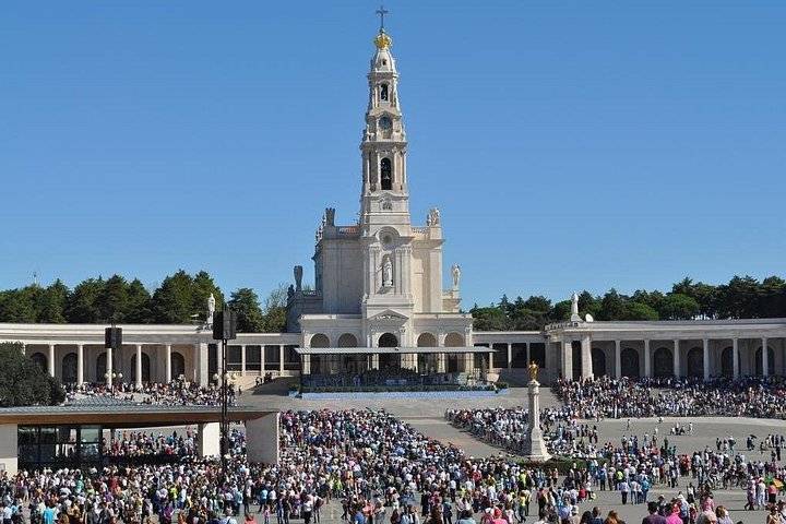 Tour Privado Fátima ,Nazaré e Óbidos