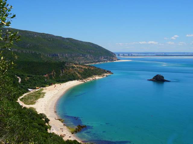 Setúbal, Arrábida & Sesimbra Day Trip – Hidden Gems Near Lisbon