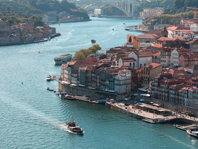 Porto to Lisbon Private Transfer – Direct Door-to-Door Service — 2