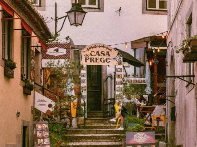 Visite guidée gratuite à pied de Sintra – Centre historique, récits et guide local — 3