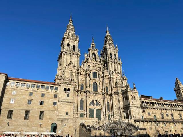 Santiago de Compostela — Ganztagesausflug (14 h)