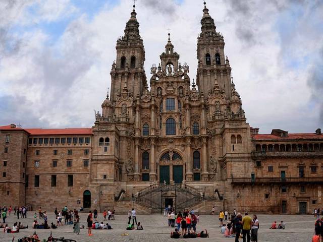 Santiago de Compostela — día completo (14 h) — 2