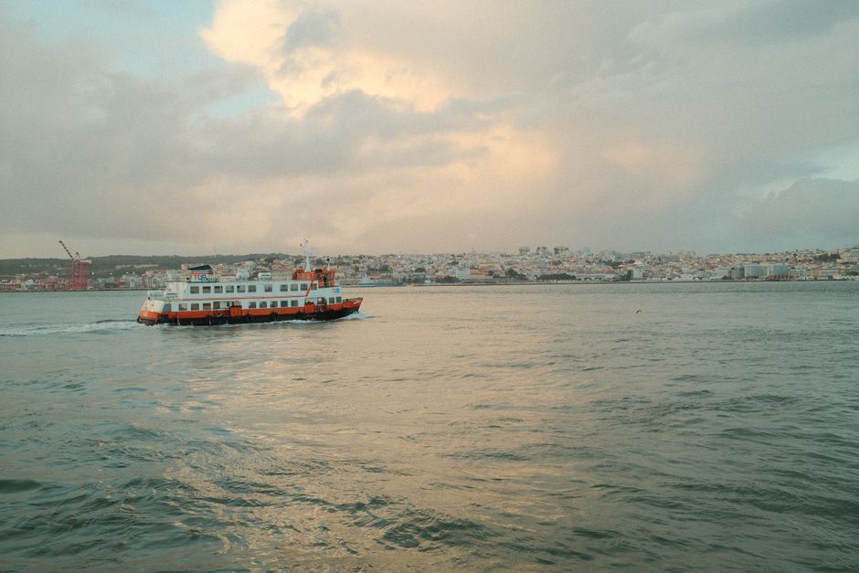 Oceanário e Barco — meio dia (4 h) — 3