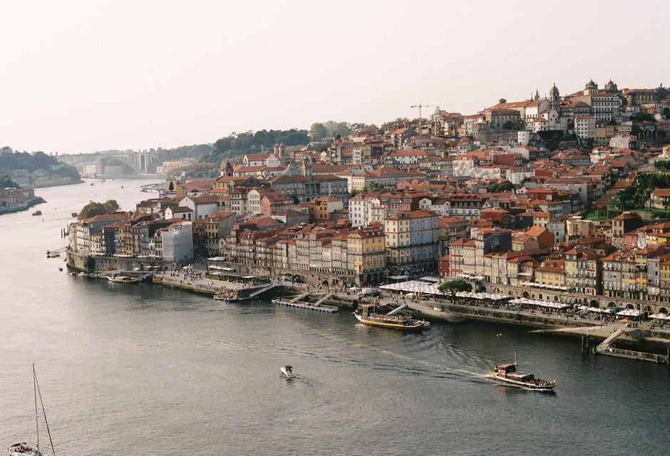 4-Day Northern Circuit: Douro, Porto, Coimbra, Tomar, Nazaré, and Óbidos — 2