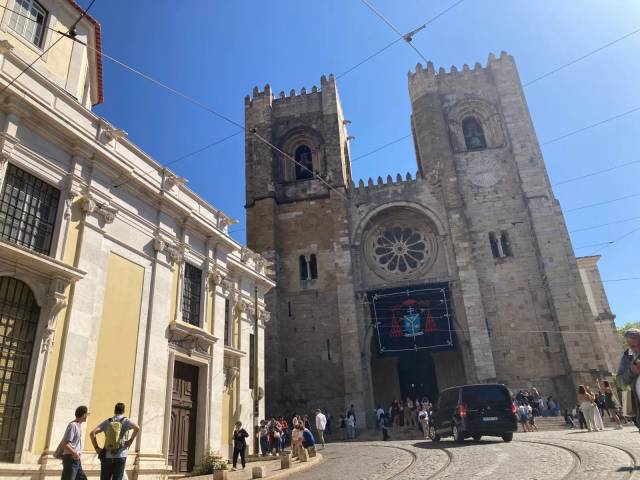 Paseo privado en tuk tuk por el casco antiguo — 2