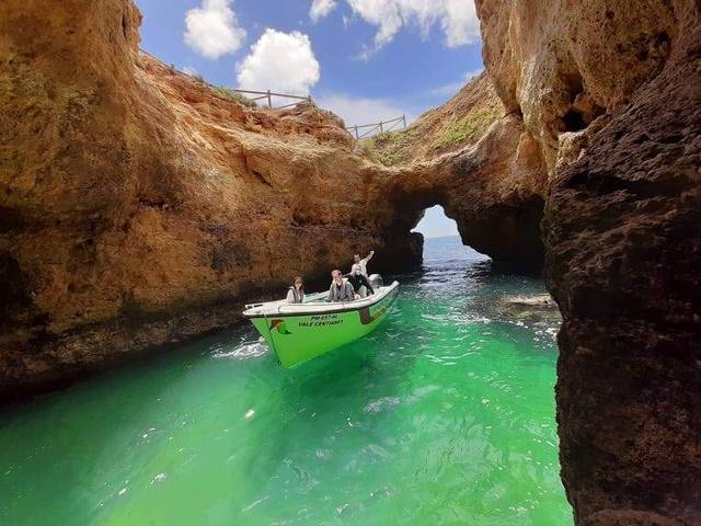 Tour imperdibile di Benagil e Marinha — 3