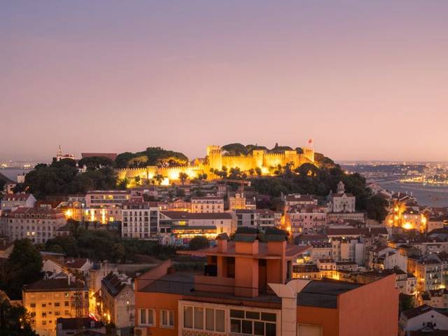 Night in Lisbon with Driver — 4 Hours — 3