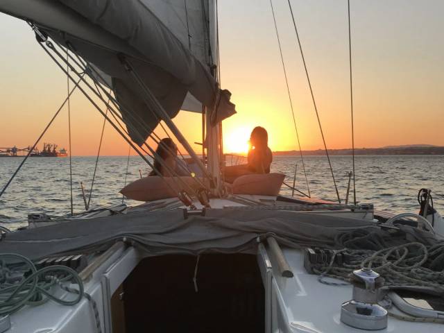 Lisbon Sunset Sailing – Small Group (max 10) Wine & History — 2
