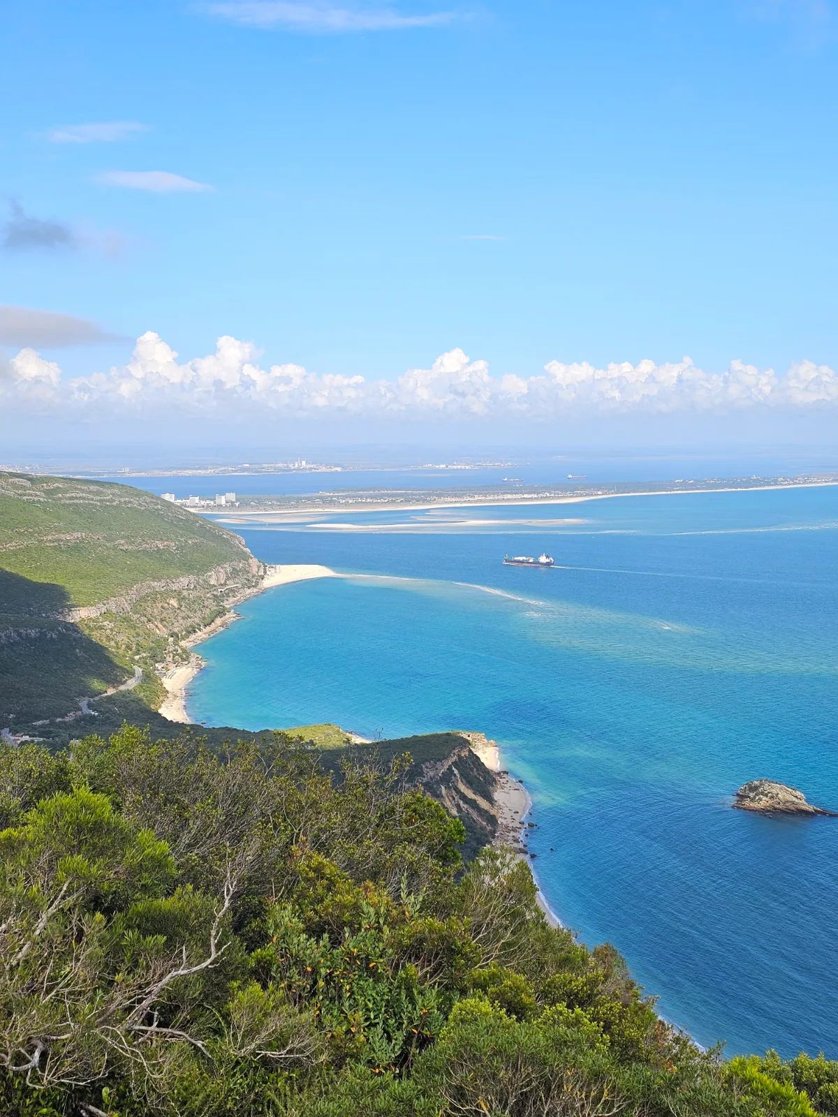 PRIVATE Tour to a Tile Factory, Setúbal and Évora from Lisbon — 2