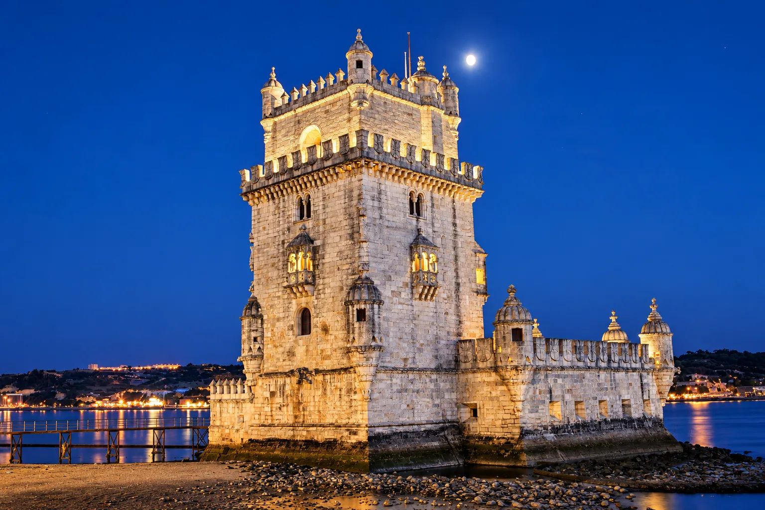 Lisbon Private Tour – Discover Lisbon with a Local Driver-Guide Em português: Tour Privado de Lisboa — Descubra a cidade com um motorista-guia local. — 2