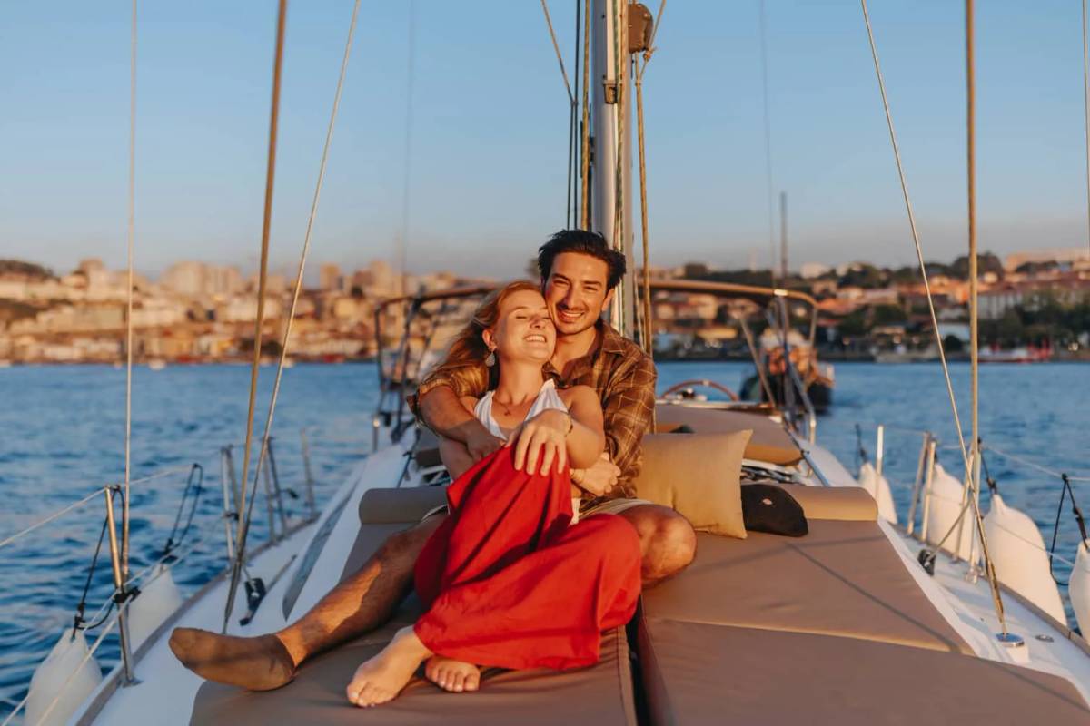 Porto: Sunset in Sailboat, Port Tonic & Secret Toast
